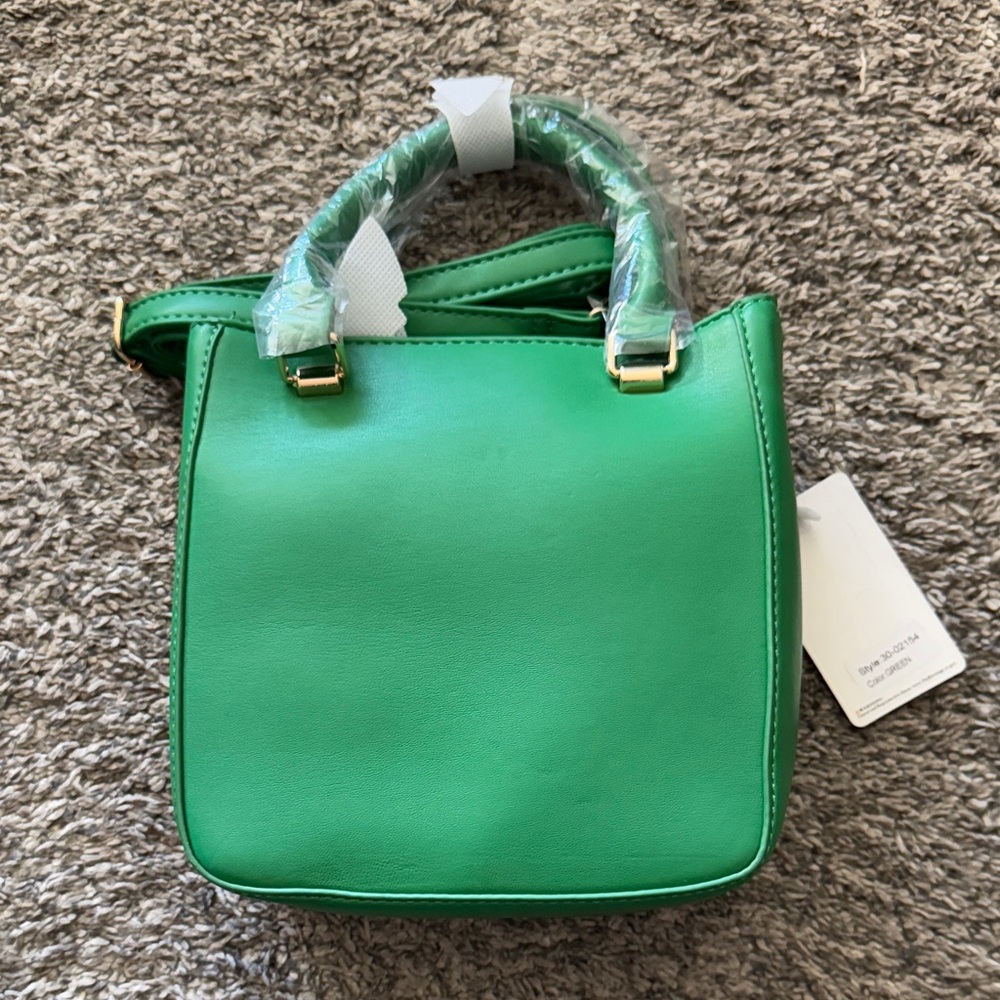Green Quilted Handbag - Picture 2 of 3